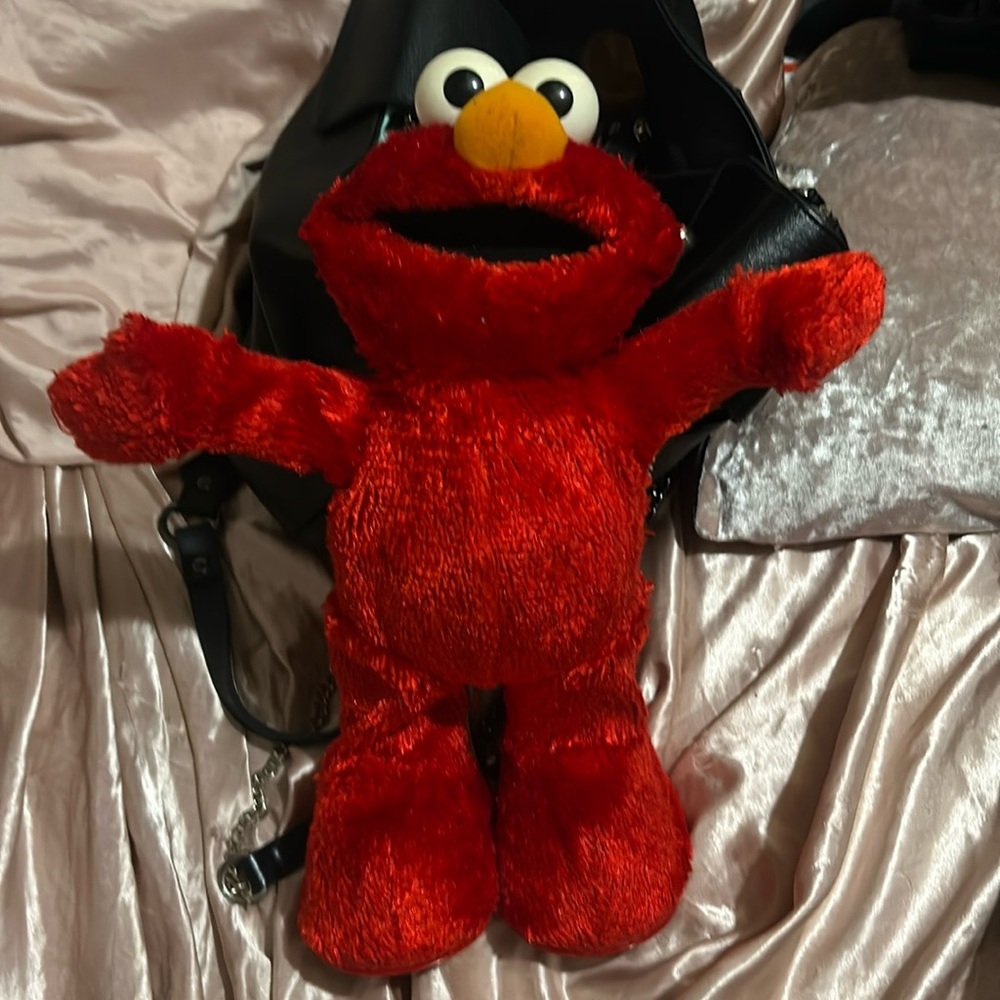 Vintage 2002 Hokey Pokey Elmo